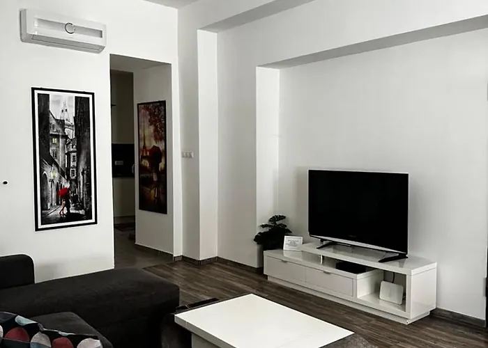 Hosoek Tornya Apartman