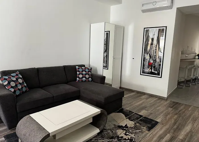 Hosoek Tornya Apartman